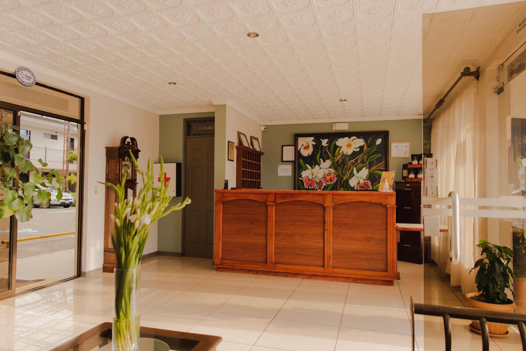 קרתגו Hotel Y Restaurante El Guarco מראה חיצוני תמונה