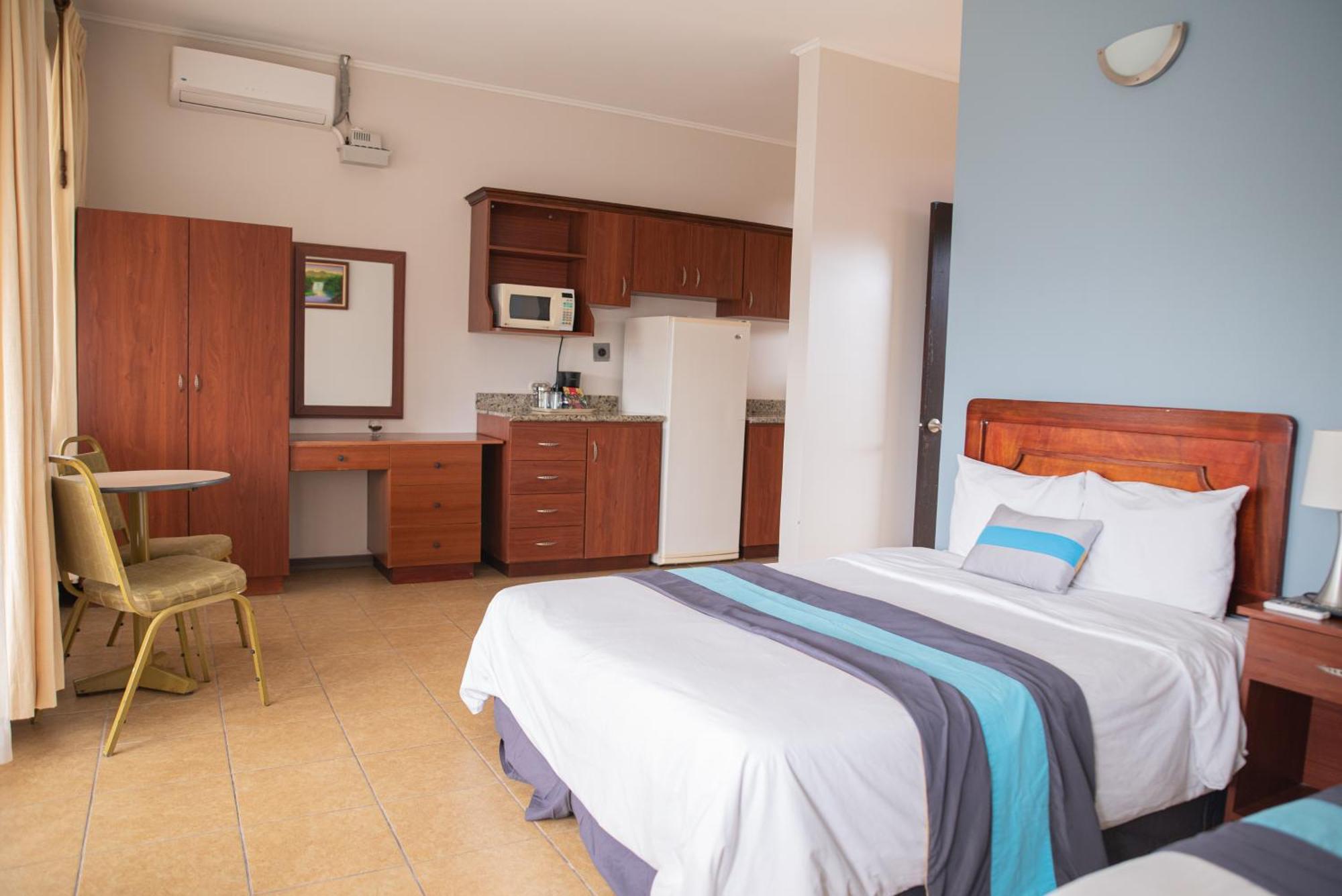קרתגו Hotel Y Restaurante El Guarco מראה חיצוני תמונה