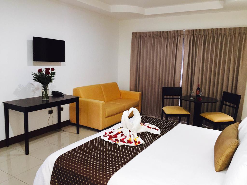 קרתגו Hotel Y Restaurante El Guarco מראה חיצוני תמונה