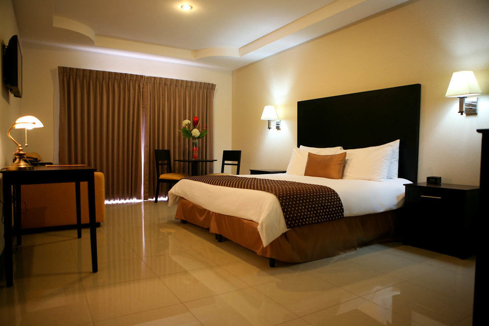 קרתגו Hotel Y Restaurante El Guarco מראה חיצוני תמונה