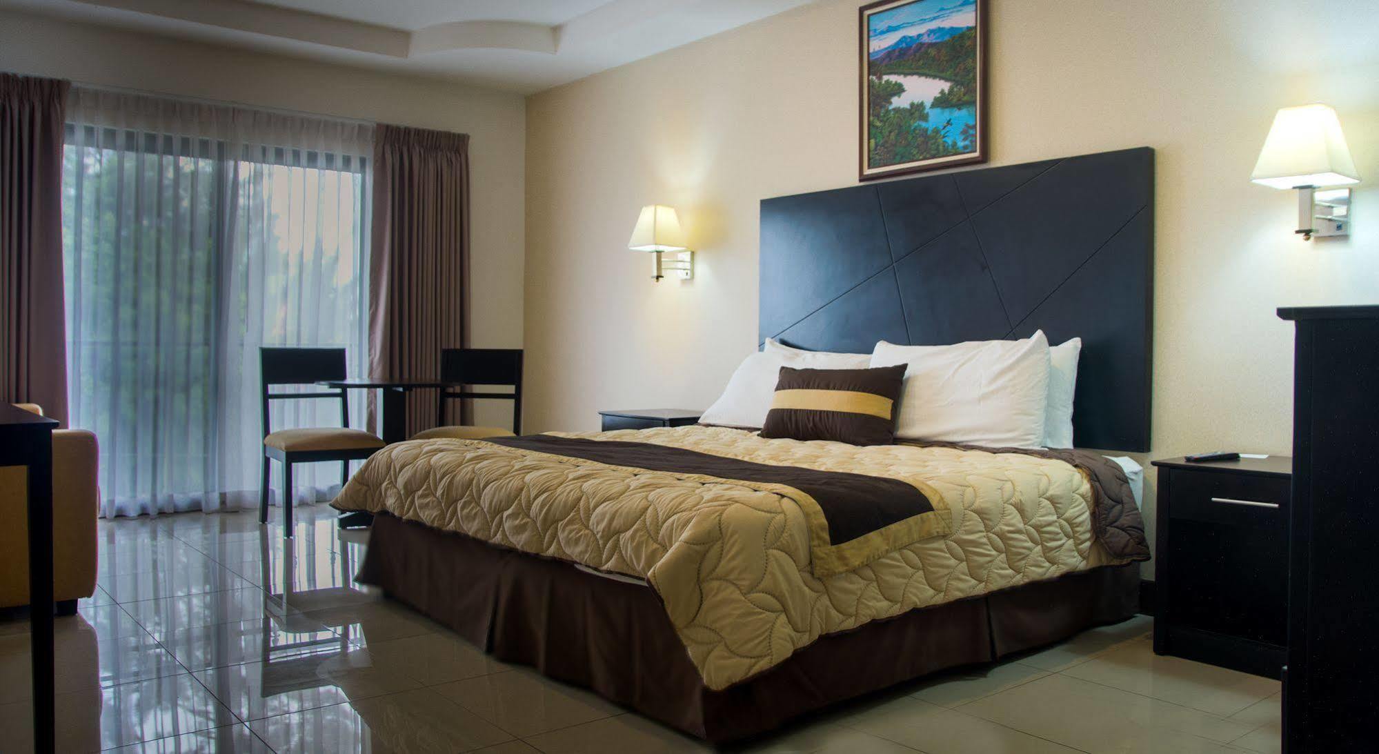 קרתגו Hotel Y Restaurante El Guarco מראה חיצוני תמונה