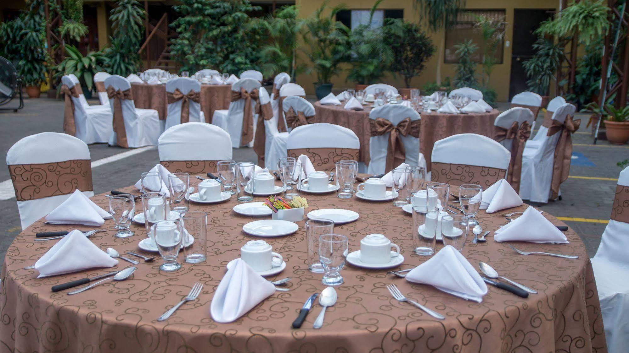 קרתגו Hotel Y Restaurante El Guarco מראה חיצוני תמונה